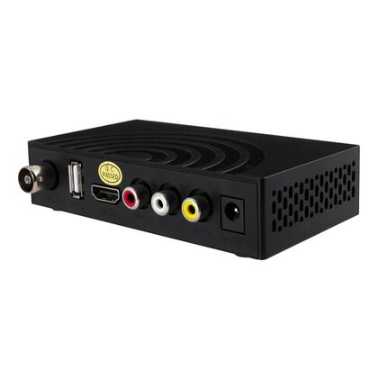 Приставка TV DVB-T2 Starwind CT-220 черный